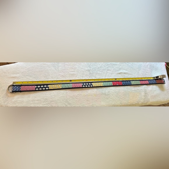 Vineyard Vines 25th Patchwork D-Ring Belt. Size 36 - Picture 3 of 6